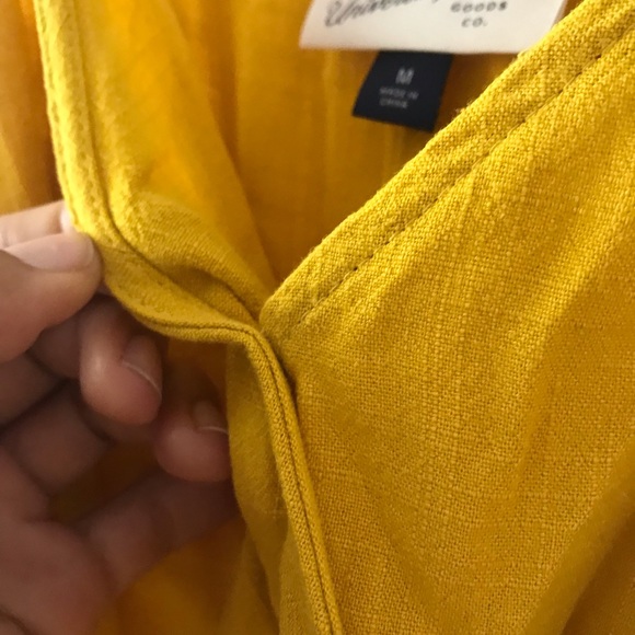Universal thread bright yellow wrap dress Knee length size Medium - Picture 4 of 5